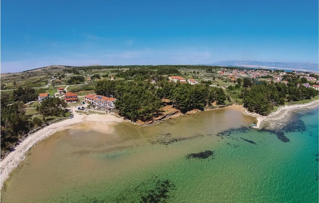 Holiday home Vir 13