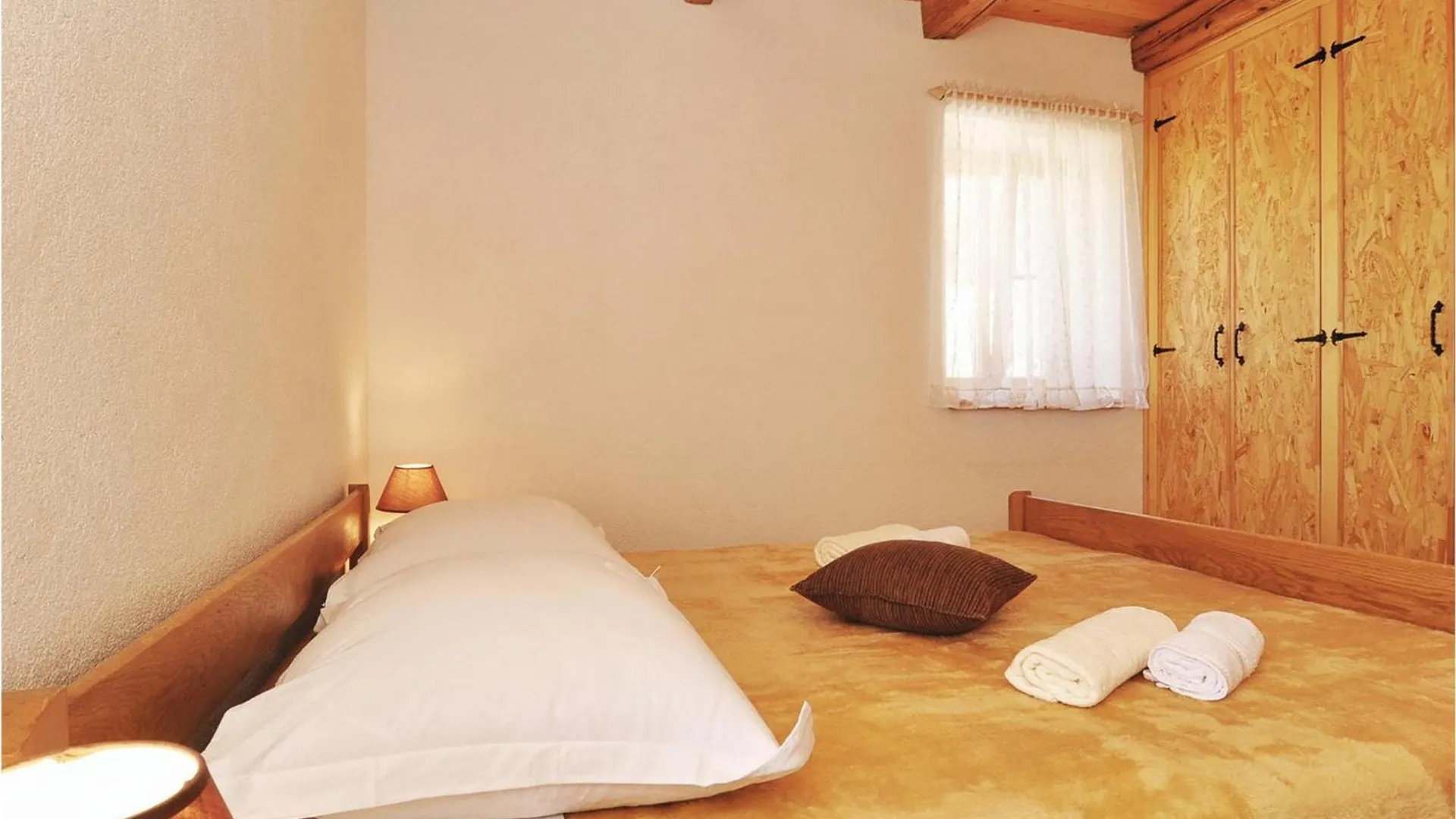 Holiday home Vir 13