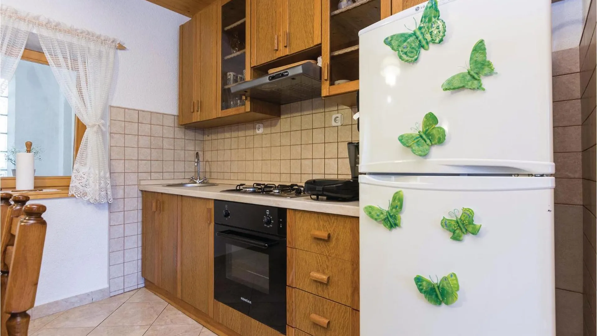3 Bedroom Nice Home In Vir Feriehus